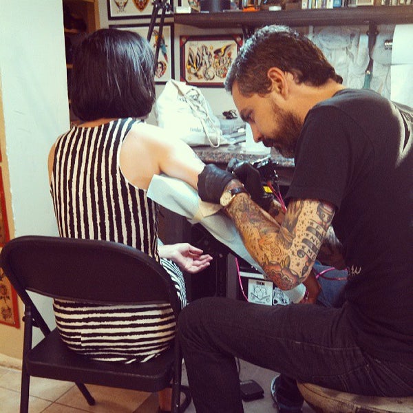 7/2/2013にJohn S.がThree Kings Tattoo Parlorで撮った写真