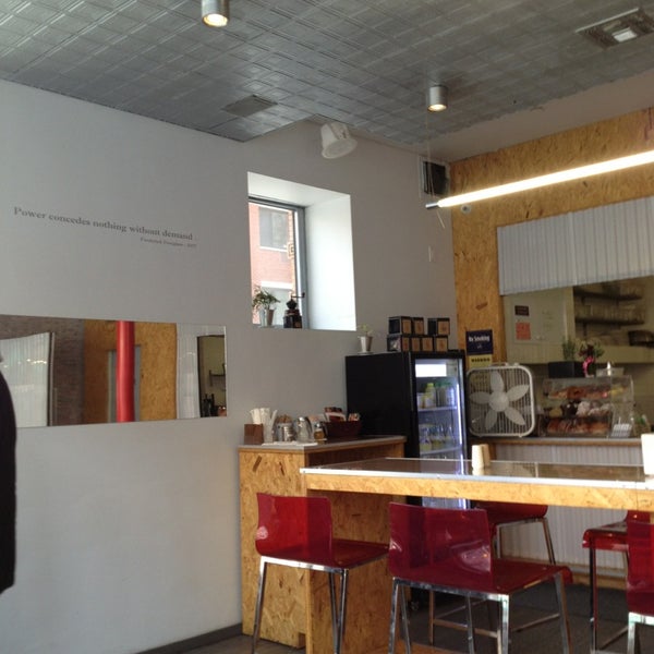 4/15/2013에 mark m.님이 Frederick Café Bistro에서 찍은 사진