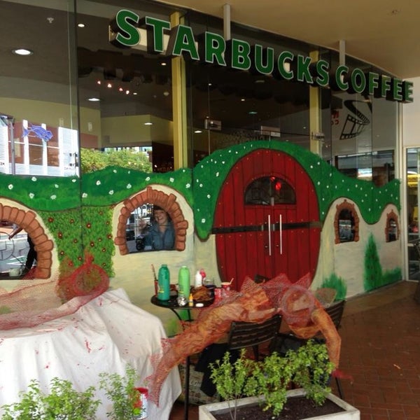 Foto tirada no(a) Starbucks Courtenay Central por Ryan em 11/18/2013
