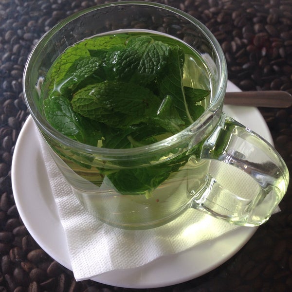 The mint tea here is very good.