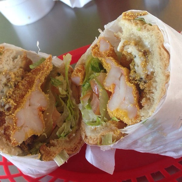 The Cajun po'boy is a great sandwich with fried shrimp and fried fish. Nice deep fried goodness.