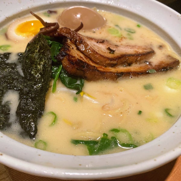 This place is amazing it can get packed. The founder helped with creating Silverlake Ramen. The tonkatsu is definitely the way to go. The staff is helpful. Tip is included in bill.