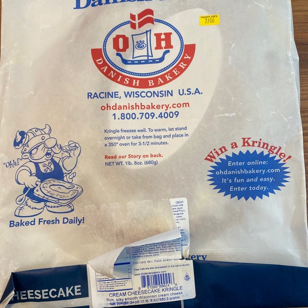 Trader Joe's Grocery Store in Petaluma