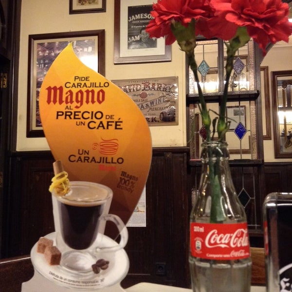 11/15/2013 tarihinde Bluecat G.ziyaretçi tarafından Irish Pub Dublin'de çekilen fotoğraf