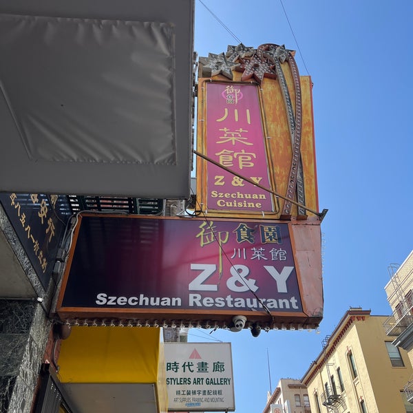 Photo prise au Z &amp; Y Restaurant par Norma J. le9/30/2023