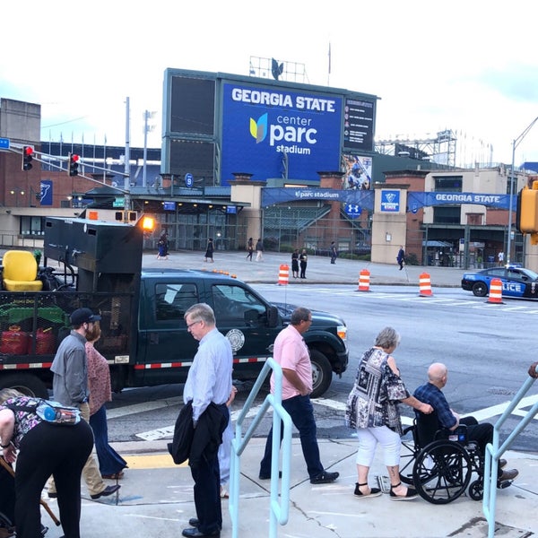 Center Parc Credit Union Stadium Summerhill 2個のtips