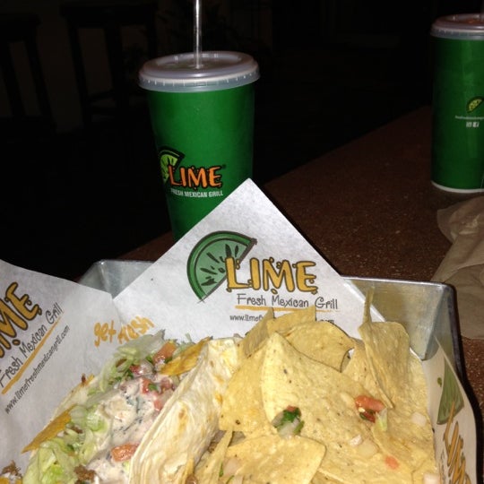 Photo taken at Lime Fresh Mexican Grill by Jim W. on 11/24/2012