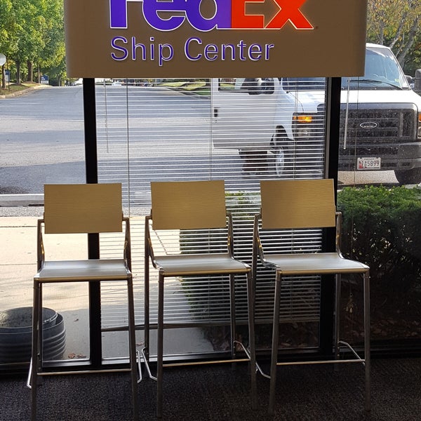 FedEx Ship Center Rockville, MD'da fotoğraflar