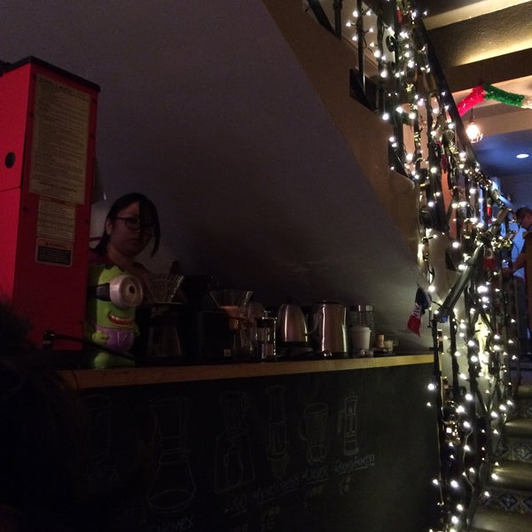 9/19/2015にVictor M.がCoyote Specialty Coffee &amp; Tea barで撮った写真
