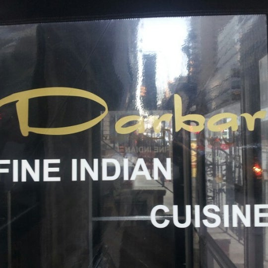 Das Foto wurde bei Darbar Fine Indian Cuisine von Gabriel H. am 2/15/2013 aufgenommen