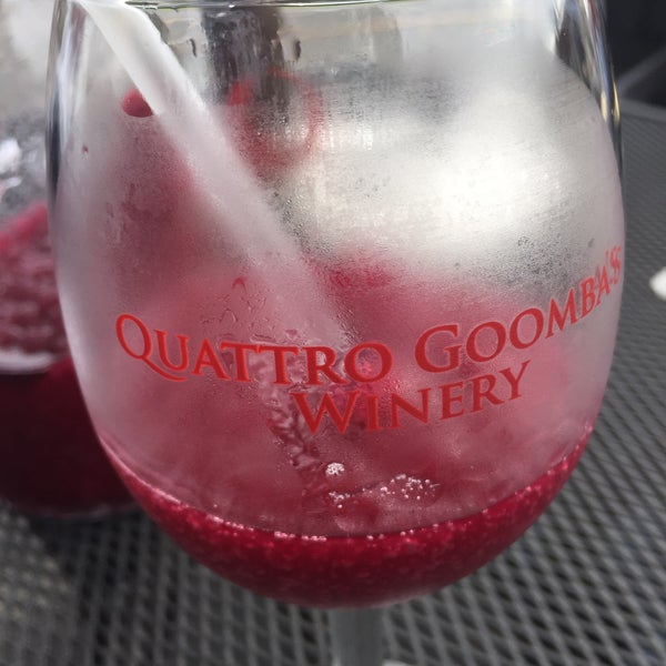 Das Foto wurde bei Quattro Goomba&#39;s Winery von Anthony N. am 7/17/2015 aufgenommen