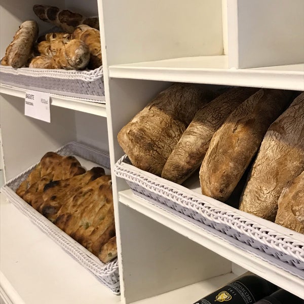 6/9/2018 tarihinde Marcos B.ziyaretçi tarafından Marbô Bakery'de çekilen fotoğraf