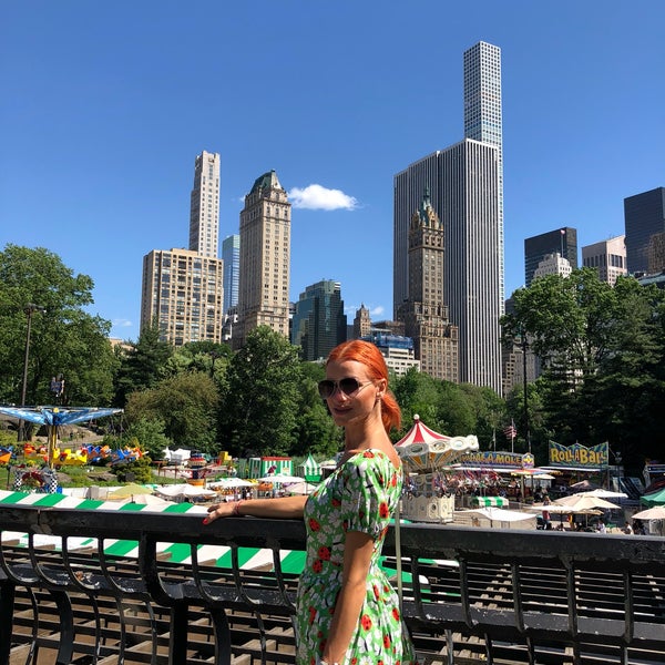 6/14/2018 tarihinde АЛЕНА К.ziyaretçi tarafından Central Park Carousel'de çekilen fotoğraf