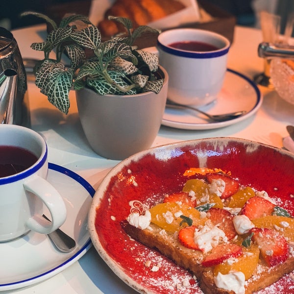 11/18/2018 tarihinde Александра Ц.ziyaretçi tarafından KROO CAFE'de çekilen fotoğraf