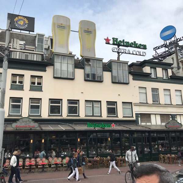 Foto tirada no(a) Grand Café Heineken Hoek por Baran em 5/19/2017