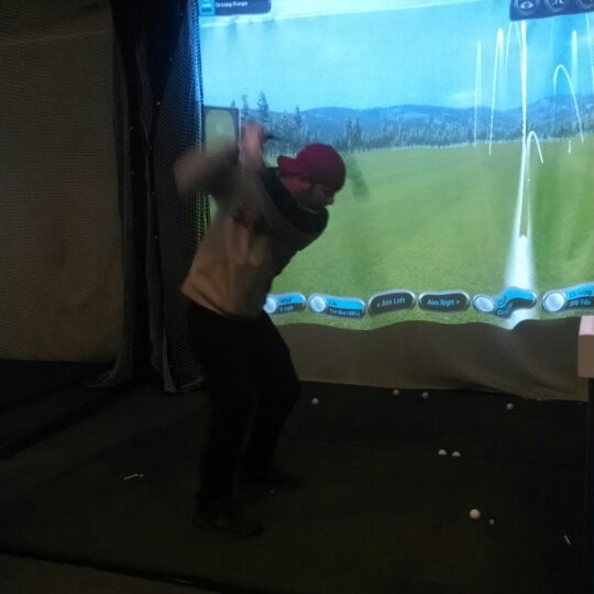 Photo taken at Eagle Club Indoor Golf by Corrie D. on 3/30/2014