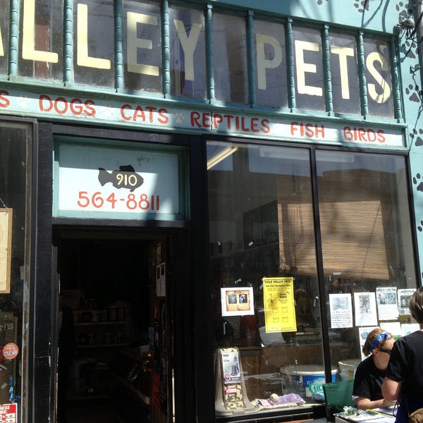 Cole Valley Pets Pet Store in Cole Valley