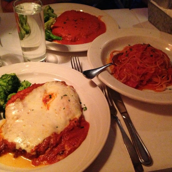 Excellent chicken parm, very reasonably priced. You have to order pasta as a side.