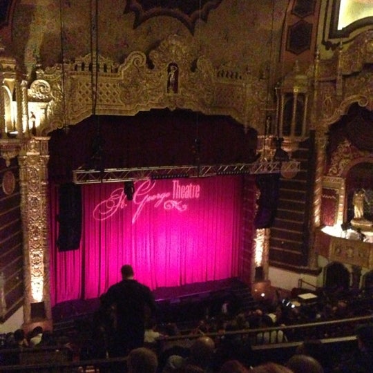 Снимок сделан в St. George Theatre пользователем jake f. 11/18/2012