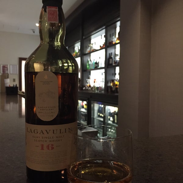 Ending a long day with Lagavulin... Great selection of whiskies for a hotel bar - www.meleklerinpayi.com