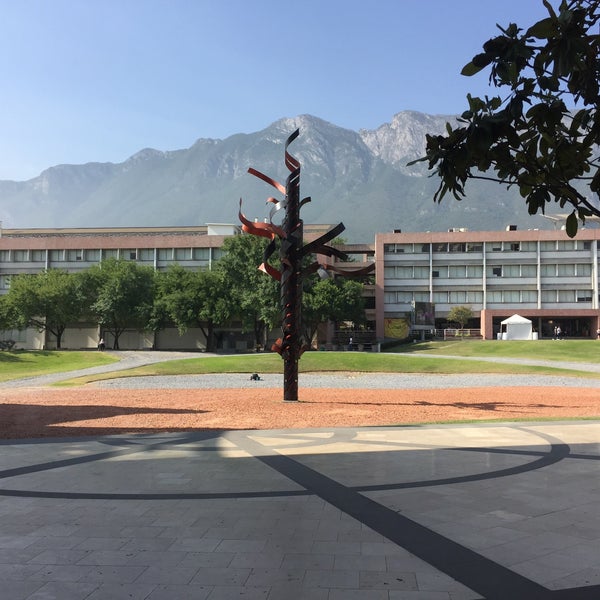 Photo taken at Universidad de Monterrey (UDEM) by Guillermo J. on 5/3/2017
