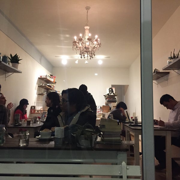 Photo taken at Café Limón by Guillermo J. on 2/4/2016