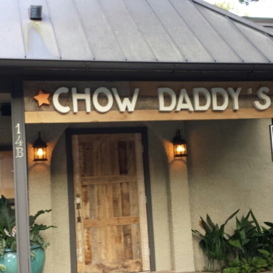 Photo taken at Chow Daddy&#39;s by Shannon D. on 6/28/2014