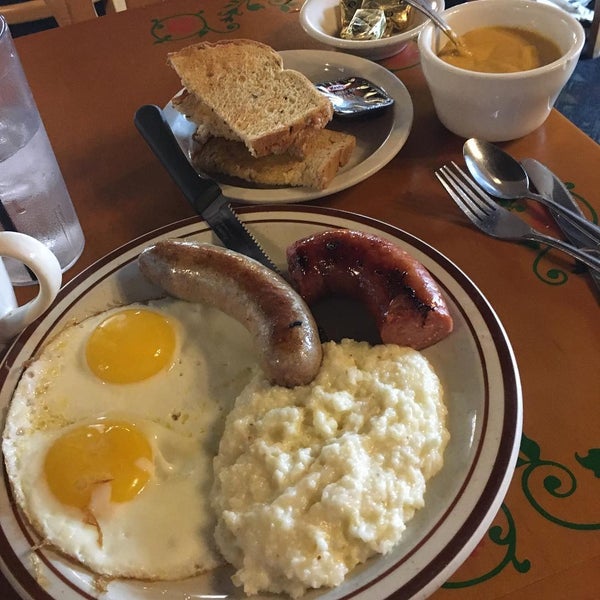 Photo taken at Cypress Nook German American Restaurant by Casey R. on 2/20/2016