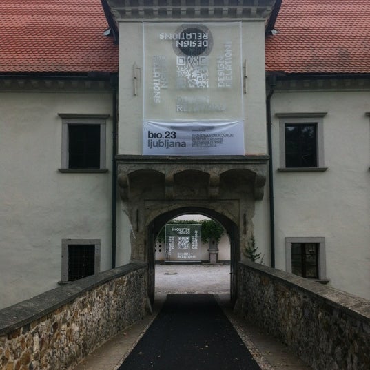 9/29/2012 tarihinde Marko E.ziyaretçi tarafından Muzej za arhitekturo in oblikovanje'de çekilen fotoğraf