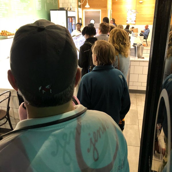 Das Foto wurde bei Jeni&#39;s Splendid Ice Creams von Grayson am 2/18/2018 aufgenommen