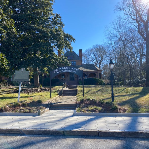 Photo taken at Wren&#39;s Nest House Museum by Grayson on 1/18/2021