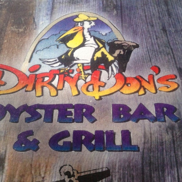 รูปภาพถ่ายที่ Dirty Don&#39;s Oyster Bar &amp; Grill โดย Nathan S. เมื่อ 4/1/2013