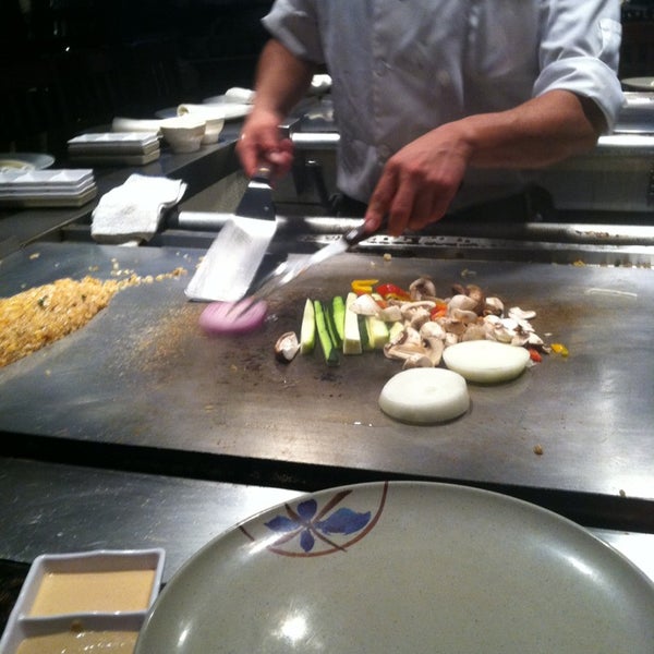 Photo taken at Chomp Sushi &amp; Teppan Grill by Jessica Jane G. on 2/26/2013