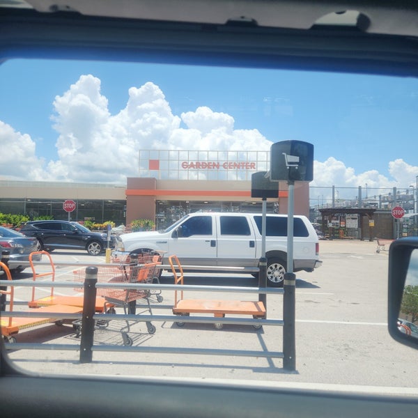 The Home Depot 2700 Hwy 441 South