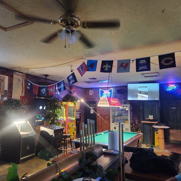 Shenanigans Okeechobee, FL