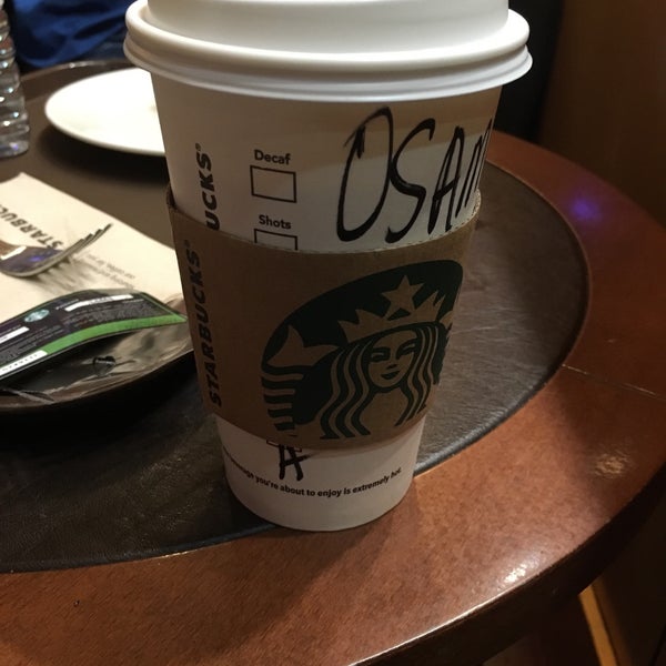 Photo prise au Starbucks par Osama le9/15/2016