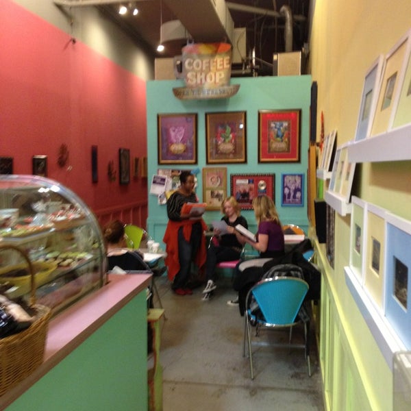 Foto tirada no(a) Rude Awakening Coffee House por Jeremy F. em 3/27/2013