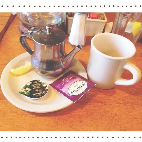 Cracker Barrel Old Country Store Guntersville'de Amerikan Restoranı