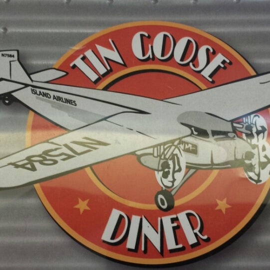 Das Foto wurde bei Tin Goose Diner von Jeff W. am 6/16/2013 aufgenommen