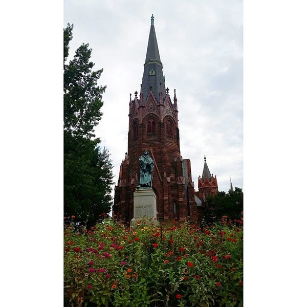 8/17/2014にChelseyがLuther Place Memorial Churchで撮った写真