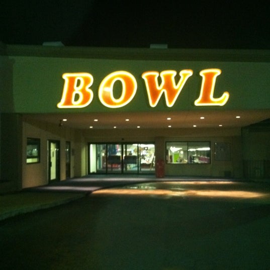 1/10/2013에 Michelle K.님이 University Bowl에서 찍은 사진