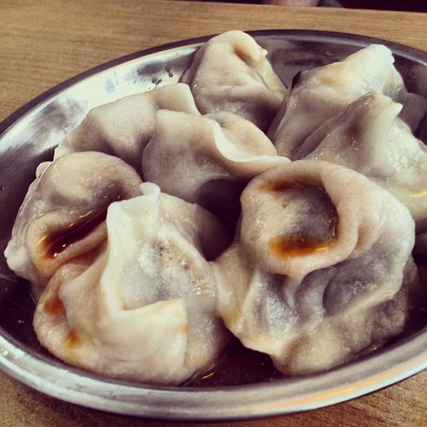 Chi Dumpling House (Now Closed) Dumpling Restaurant in Lower East Side