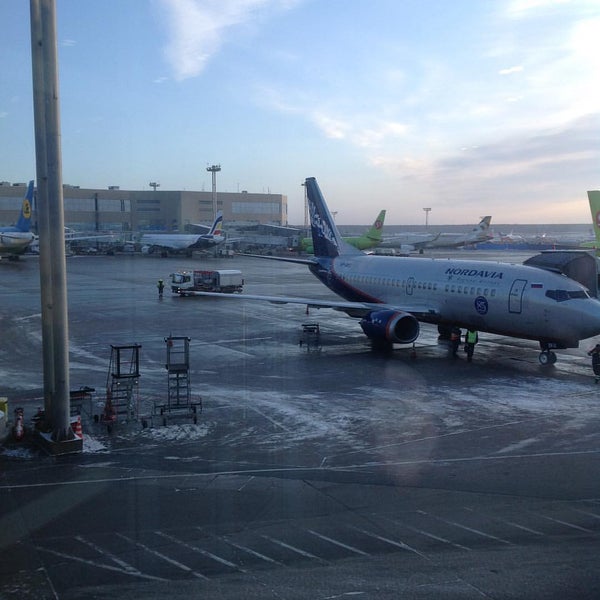 Foto tirada no(a) Aeroporto Internacional de Domodedovo (DME) por Владимир Ф. em 1/2/2016