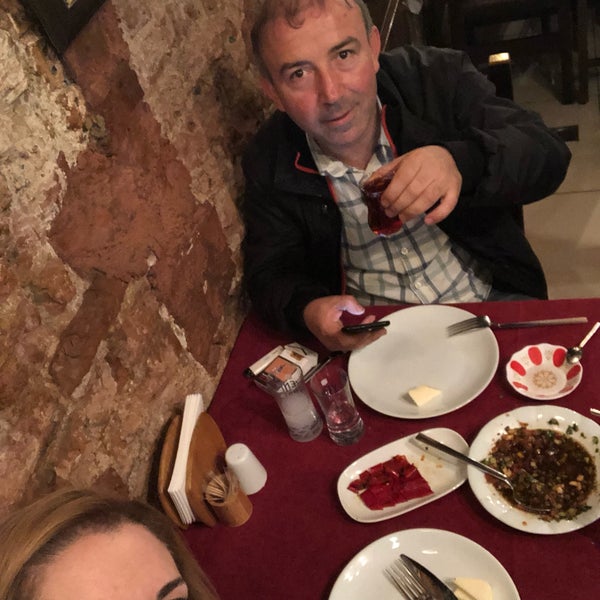 4/10/2019 tarihinde Zeynep Y.ziyaretçi tarafından Eski Babel Ocakbaşı Restaurant'de çekilen fotoğraf