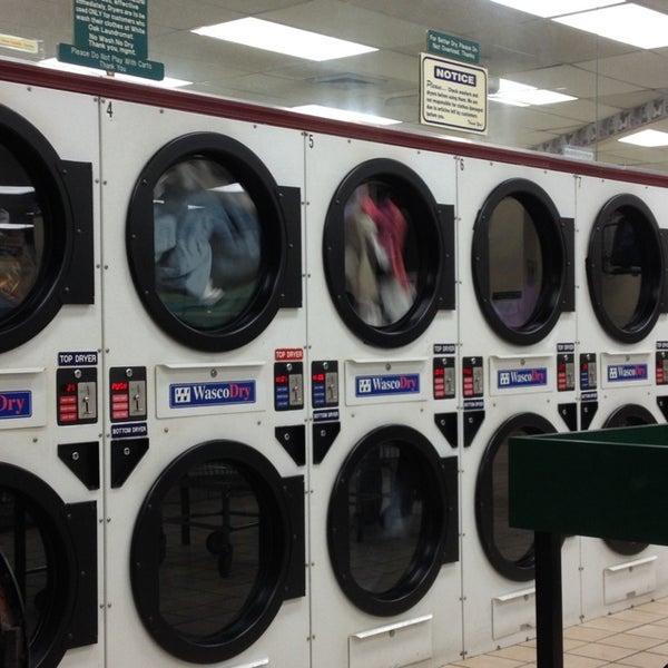 White Oak Laundromat Laundry Service in Silver Spring