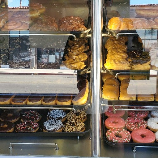 WINCHELL'S DONUT HOUSE Northwest Pasadena 439 E Orange Grove Blvd