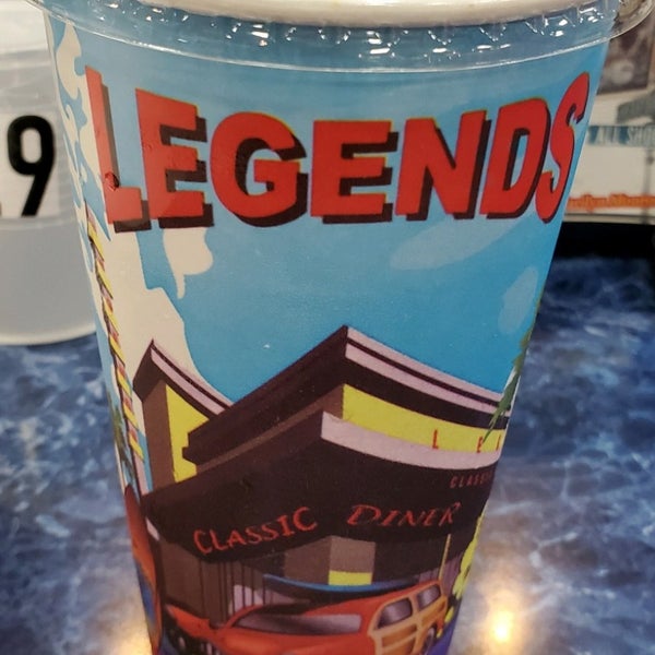 Photo taken at Legends Classic Diner by Rudy V. on 9/13/2021