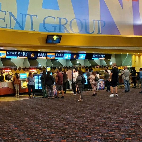 Foto di Regal Edwards Alhambra Renaissance & IMAX Alhambra, CA