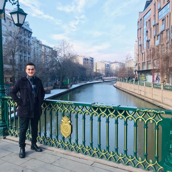 1/20/2019 tarihinde Mehmet Onur Y.ziyaretçi tarafından Café Rasta'de çekilen fotoğraf