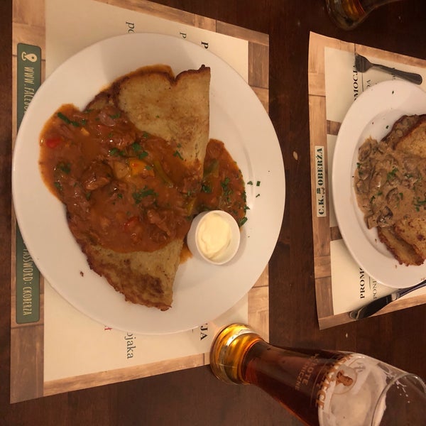 Potato Pancakes are great. Decent food. More like a pub so don’t expect bells and whistle service. Moderately priced, good beer and tasty polish food